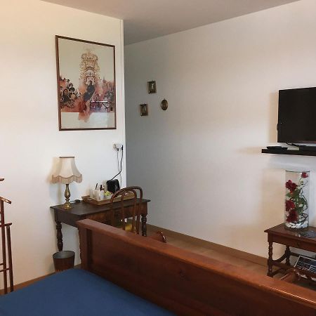 L'Orangerie Bed & Breakfast เบลเลอริฟ-ซูร์-อัลลิเยร์ ภายนอก รูปภาพ
